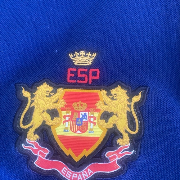 NWOT Classic Fit Spain Polo Shirt No Stains Smoke Free Home. - Picture 3 of 9